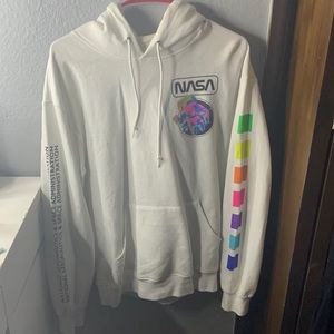 Pullover White NASA Hoodie